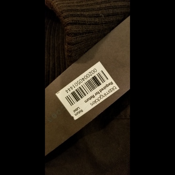 Marc Jacobs Black zip up mini skirt w/ grommets - Picture 5 of 5